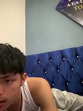 Snapshot of CAT_LOVE1 chatting on May 27, 2026, 7:55 pm CAT LOVE1 online show from May 27, 2026, 7:55 pm