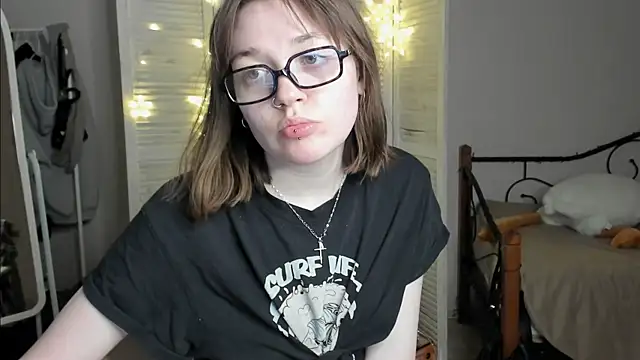 Snapshot of RinaSXY chatting on June 24, 2026, 3:55 pm RinaSXY online show from June 24, 2026, 3:55 pm