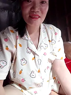 -Trici- online show from June 13, 2026, 10:08 pm