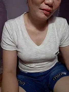 -Trici- online show from June 26, 2026, 11:53 pm