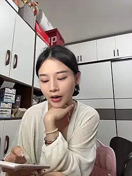 Snapshot of cuteluky18 chatting on May 29, 2026, 12:58 pm cuteluky18 online show from May 29, 2026, 12:58 pm