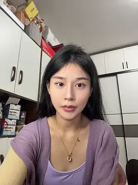 Snapshot of cuteluky18 chatting on June 1, 2026, 1:46 pm cuteluky18 online show from June 1, 2026, 1:46 pm