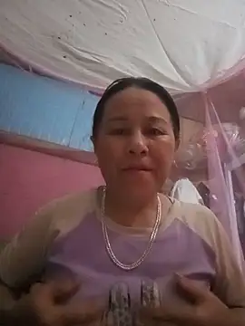 Snapshot of girl_cute69 chatting on June 9, 2026, 12:06 pm girl cute69 online show from June 9, 2026, 12:06 pm