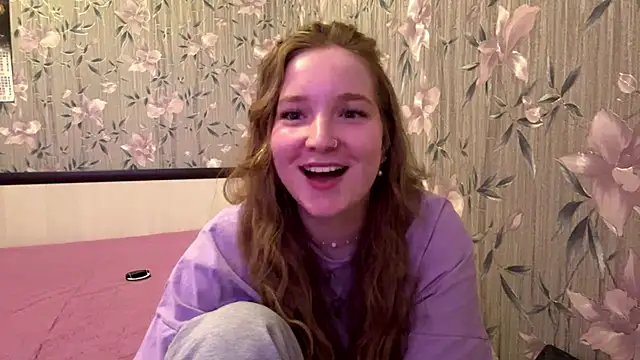 Snapshot of OksiDarling chatting on May 10, 2026, 3:17 pm OksiDarling online show from May 10, 2026, 3:17 pm