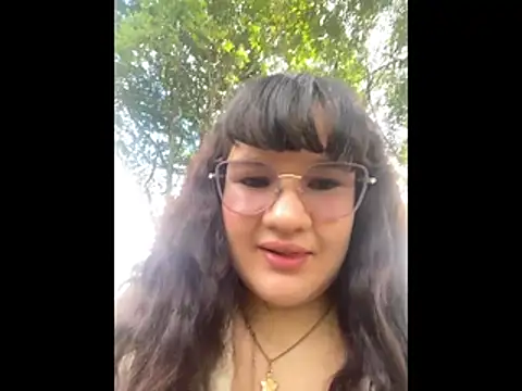 Snapshot of SOFTBERRY_ chatting on July 24, 2026, 7:34 pm SOFTBERRY online show from July 24, 2026, 7:34 pm