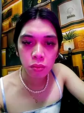 Snapshot of RoseAmarie chatting on July 18, 2026, 11:03 am RoseAmarie online show from July 18, 2026, 11:03 am