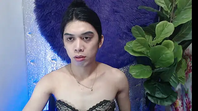 Snapshot of RoseAmarie chatting on July 22, 2026, 12:41 pm RoseAmarie online show from July 22, 2026, 12:41 pm
