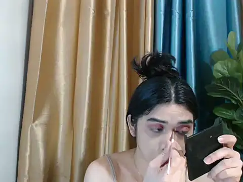 Snapshot of RoseAmarie chatting on August 6, 2026, 12:18 pm RoseAmarie online show from August 6, 2026, 12:18 pm