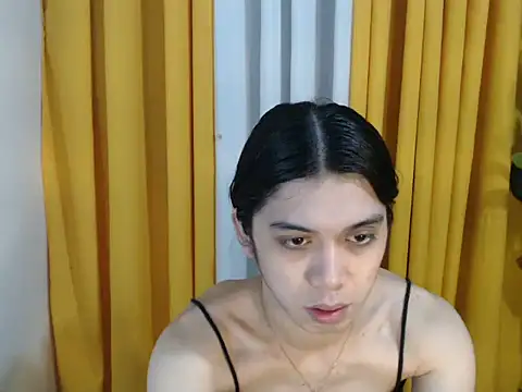 Snapshot of RoseAmarie chatting on August 8, 2026, 12:29 pm RoseAmarie online show from August 8, 2026, 12:29 pm