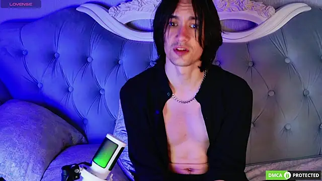 Snapshot of CalvinChapman chatting on June 14, 2026, 2:24 am CalvinChapman online show from June 14, 2026, 2:24 am
