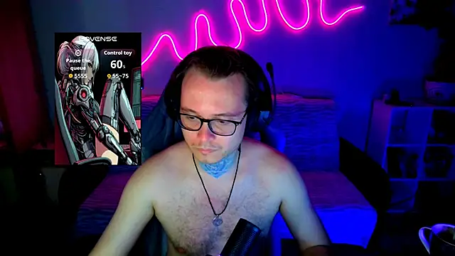 MeLanXolik online show from June 15, 2026, 7:05 pm