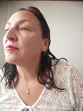 Snapshot of dangerous_milf chatting on July 23, 2026, 6:39 pm dangerous milf online show from July 23, 2026, 6:39 pm