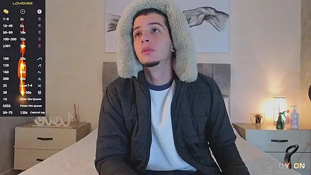 Snapshot of isaacblaze_ chatting on July 1, 2026, 3:41 am isaacblaze online show from July 1, 2026, 3:41 am