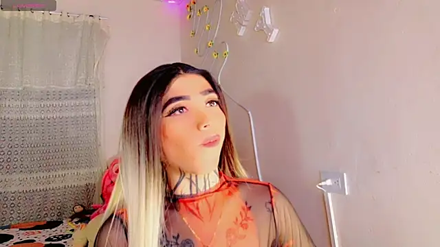 Snapshot of antonella_rangel chatting on July 16, 2026, 4:18 am antonella rangel online show from July 16, 2026, 4:18 am