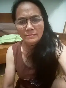 Vieekee online show from June 6, 2026, 1:38 pm