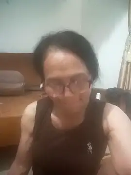 Vieekee online show from June 19, 2026, 10:46 pm