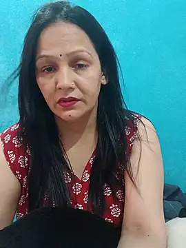 simmy14321 online show from June 26, 2026, 9:25 am