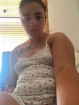LexiXXoo online show from June 23, 2026, 10:02 am
