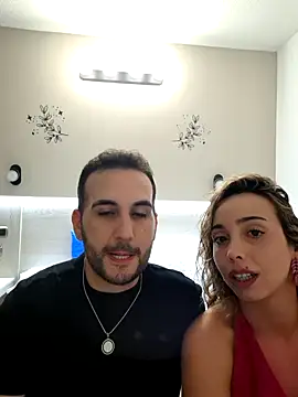 Snapshot of space_couple chatting on June 20, 2026, 9:39 pm space couple online show from June 20, 2026, 9:39 pm