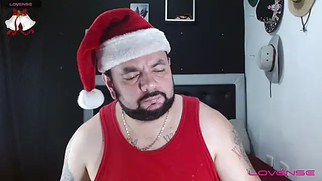Snapshot of perverseveteranmanxxx chatting on December 24, 2024, 4:55 am perverseveteranmanxxx online show from December 24, 2024, 4:55 am