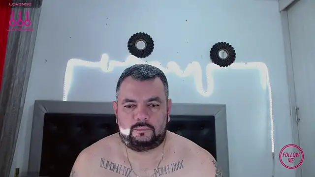 Snapshot of perverseveteranmanxxx chatting on September 14, 2025, 3:11 pm perverseveteranmanxxx online show from September 14, 2025, 3:11 pm