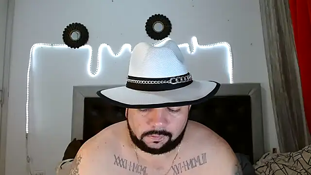 Snapshot of perverseveteranmanxxx chatting on September 30, 2025, 3:33 am perverseveteranmanxxx online show from September 30, 2025, 3:33 am