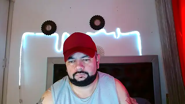Snapshot of perverseveteranmanxxx chatting on October 1, 2025, 2:12 pm perverseveteranmanxxx online show from October 1, 2025, 2:12 pm