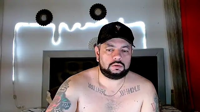 Snapshot of perverseveteranmanxxx chatting on October 3, 2025, 9:56 pm perverseveteranmanxxx online show from October 3, 2025, 9:56 pm