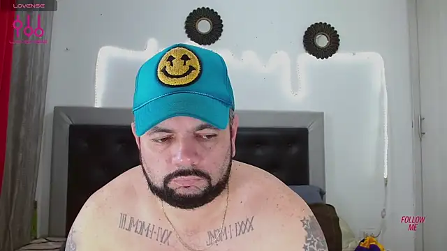 Snapshot of perverseveteranmanxxx chatting on October 7, 2025, 9:56 pm perverseveteranmanxxx online show from October 7, 2025, 9:56 pm