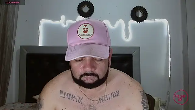 perverseveteranmanxxx online show from November 13, 2025, 3:49 am