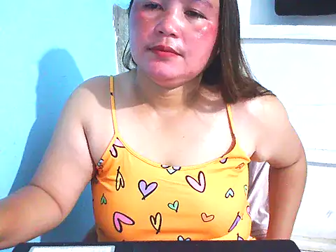 xsweetlover69x online show from July 17, 2026, 2:34 pm