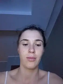 Snapshot of BarniLilit chatting on June 15, 2026, 8:22 pm BarniLilit online show from June 15, 2026, 8:22 pm
