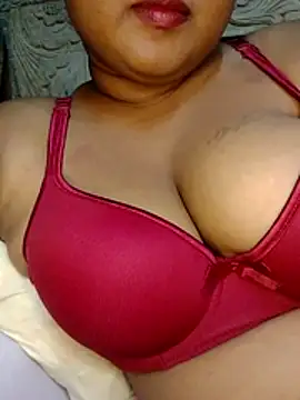 Snapshot of Rishwana77 chatting on June 29, 2026, 6:19 pm Rishwana77 online show from June 29, 2026, 6:19 pm