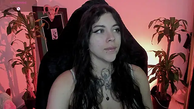 MissCharlottte 18 online show from July 8, 2026, 4:06 am