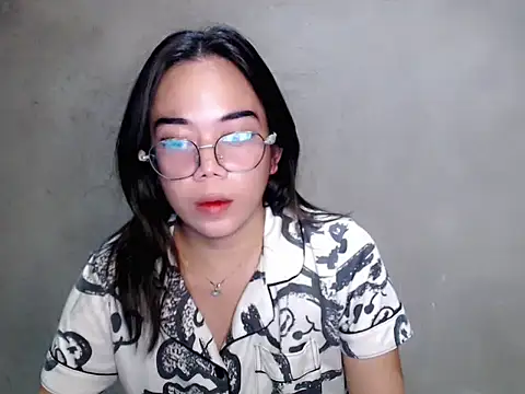 Urbabydollxxx online show from June 24, 2026, 6:29 pm