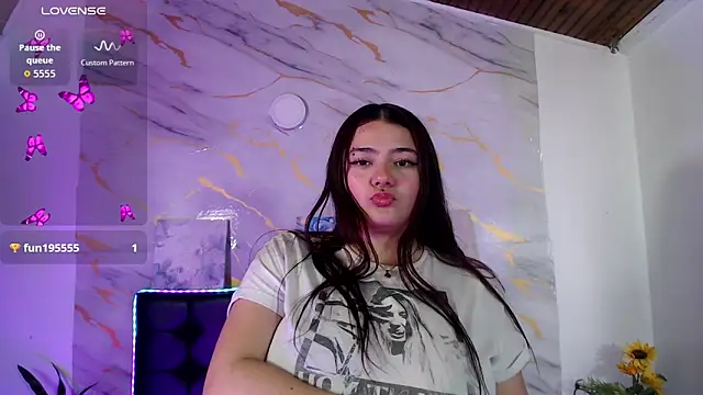 Snapshot of Lizeth_bigboob chatting on May 28, 2026, 7:55 pm Lizeth bigboob online show from May 28, 2026, 7:55 pm