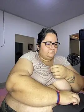 marianacooper1234 online show from July 6, 2026, 5:26 pm