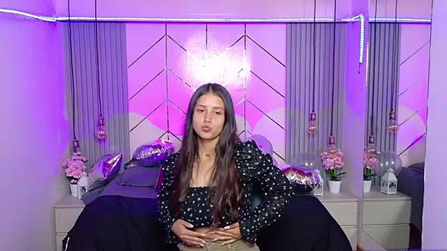 Snapshot of Sofysoul chatting on June 3, 2026, 8:36 pm Sofysoul online show from June 3, 2026, 8:36 pm