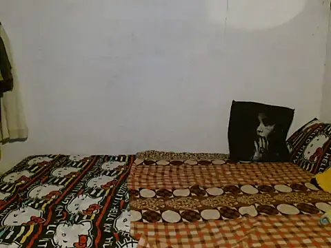 Snapshot of Fantastic_Slutty chatting on May 18, 2026, 12:29 am Fantastic Slutty online show from May 18, 2026, 12:29 am