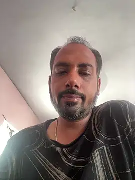 Snapshot of Rockymaster979 chatting on July 7, 2026, 6:47 am Rockymaster979 online show from July 7, 2026, 6:47 am