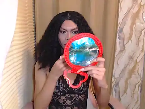 Snapshot of Serenamarqueza chatting on July 6, 2026, 6:54 pm Serenamarqueza online show from July 6, 2026, 6:54 pm