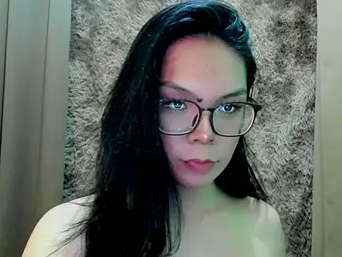 Snapshot of mamacitttaa chatting on July 11, 2026, 7:33 am mamacitttaa online show from July 11, 2026, 7:33 am