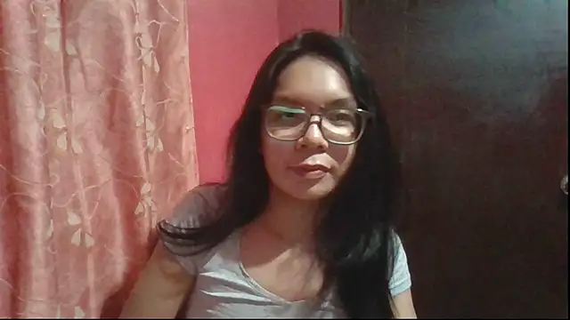 Snapshot of mamacitttaa chatting on July 16, 2026, 4:13 pm mamacitttaa online show from July 16, 2026, 4:13 pm