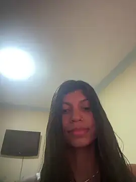 bruna carvalhohott online show from May 18, 2026, 5:08 pm