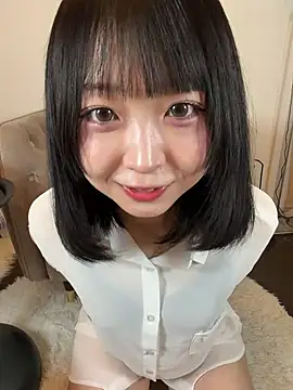 yu nya online show from May 14, 2026, 3:35 am