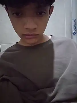 Snapshot of Mikachl4 chatting on May 16, 2026, 2:30 am Mikachl4 online show from May 16, 2026, 2:30 am