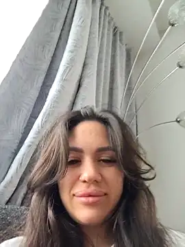 Snapshot of Hannabuba chatting on May 17, 2026, 2:35 pm Hannabuba online show from May 17, 2026, 2:35 pm