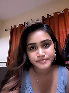 Snapshot of Ash_Dolll chatting on May 14, 2026, 10:33 am Ash Dolll online show from May 14, 2026, 10:33 am