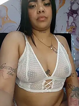 Snapshot of luxuryluna chatting on May 15, 2026, 11:56 pm luxuryluna online show from May 15, 2026, 11:56 pm