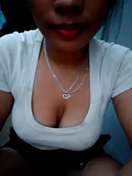 Snapshot of Mirra-a chatting on July 19, 2026, 12:09 pm Mirra-a online show from July 19, 2026, 12:09 pm